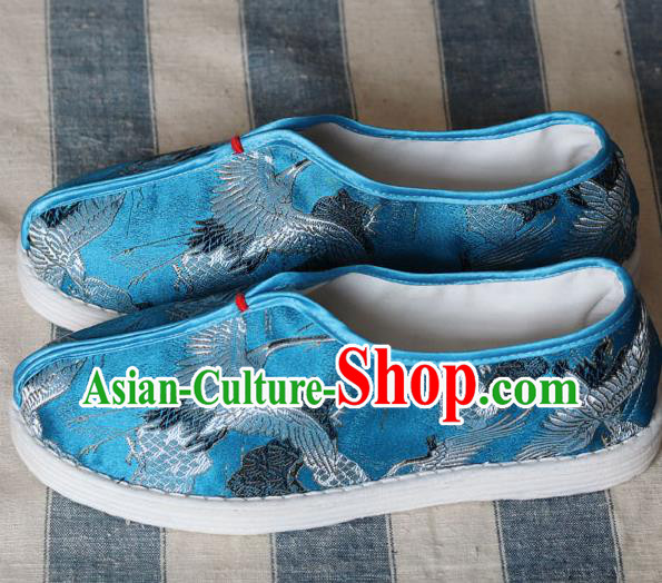 China Handmade Cloth Shoes National Woman Classical Cranes Pattern Blue Shoes China Handmade Cloth Shoes National Woman Classical Cranes Pattern Blue Shoes