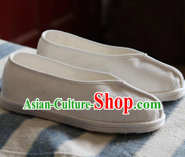 China Handmade Multi Layered White Cloth Shoes National Country Woman Shoes China Handmade Multi Layered White Cloth Shoes National Country Woman Shoes