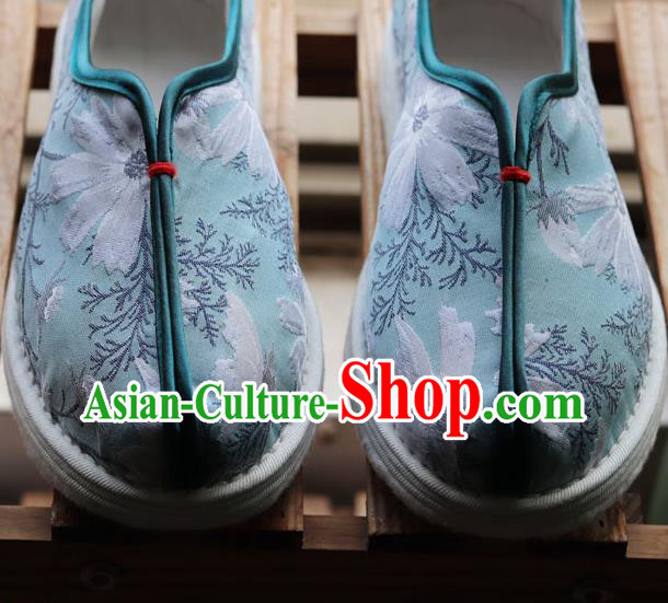 China Handmade Multi Layered Cloth Shoes National Country Woman Green Shoes China Handmade Multi Layered Cloth Shoes National Country Woman Green Shoes