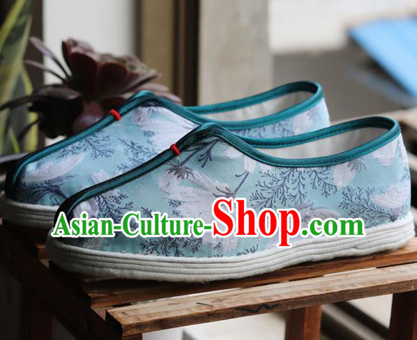 China Handmade Multi Layered Cloth Shoes National Country Woman Green Shoes China Handmade Multi Layered Cloth Shoes National Country Woman Green Shoes