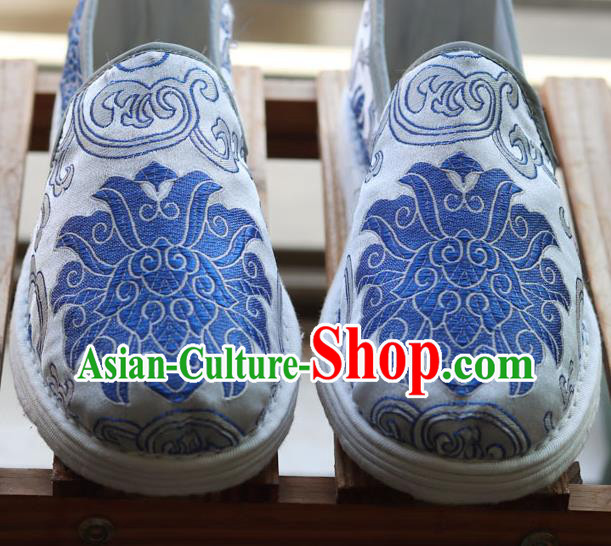 China National Chrysanthemum Pattern Cloth Shoes Handmade Multi Layered Shoes China National Chrysanthemum Pattern Cloth Shoes Handmade Multi Layered Shoes