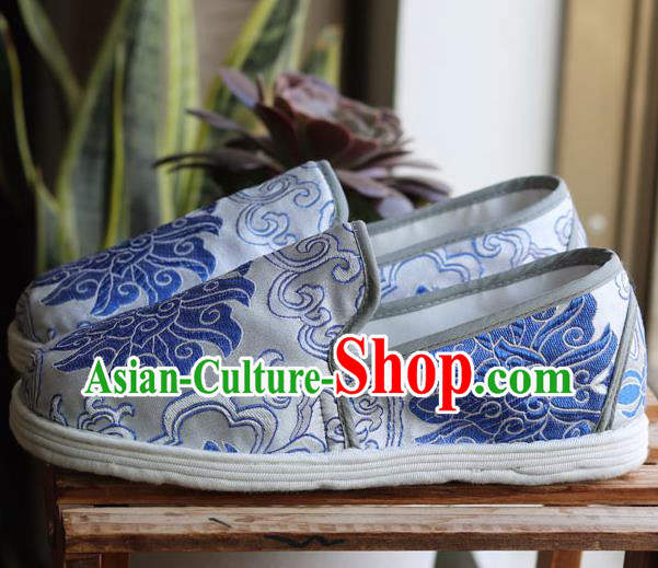 China National Chrysanthemum Pattern Cloth Shoes Handmade Multi Layered Shoes China National Chrysanthemum Pattern Cloth Shoes Handmade Multi Layered Shoes