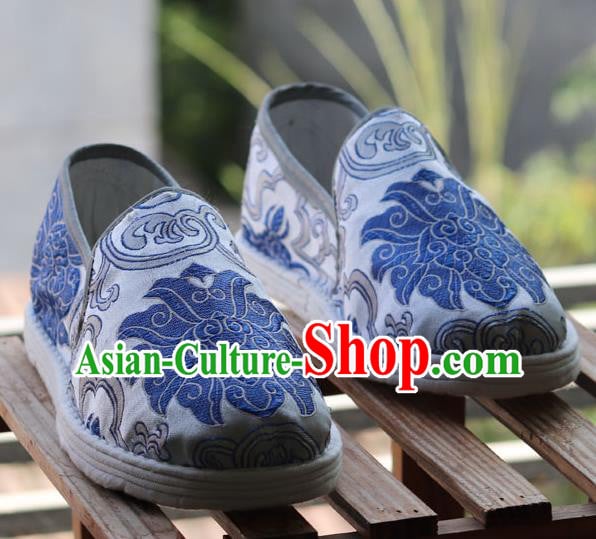 China National Chrysanthemum Pattern Cloth Shoes Handmade Multi Layered Shoes China National Chrysanthemum Pattern Cloth Shoes Handmade Multi Layered Shoes