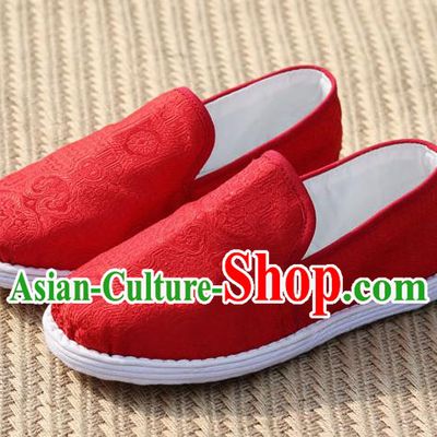 China Handmade Wedding Layered Cotton Sole Shoes National Woman Red Brocade Shoes