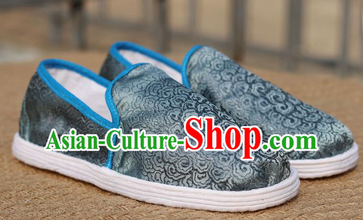 Chinese Traditional Martial Arts Shoes Classical Cloud Pattern Grey Brocade Shoes Handmade Shoes Chinese Traditional Martial Arts Shoes Classical Cloud Pattern Grey Brocade Shoes Handmade Shoes