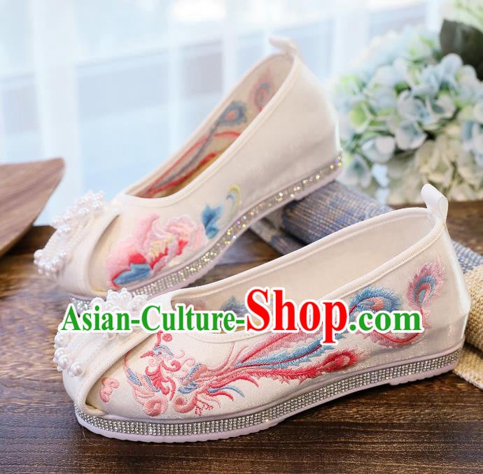 China Traditional Hanfu Pearls Tassel Shoes Handmade White Cloth Shoes National Embroidered Phoenix Shoes China Traditional Hanfu Pearls Tassel Shoes Handmade White Cloth Shoes National Embroidered Phoenix Shoes