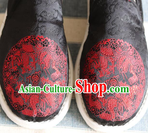 Chinese Traditional Martial Arts Black Satin Shoes Handmade Embroidered Dragons Shoes for Men