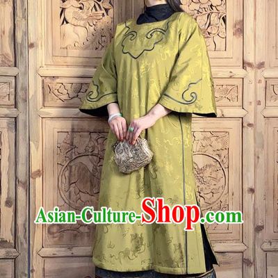 China Classical Cheongsam Traditional Wide Sleeve Light Green Silk Qipao Dress National Women Embroidered Clothing