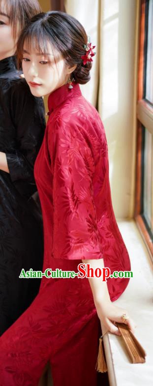 China Red Silk Cheongsam Traditional Stand Collar Qipao Dress Classical Wedding Clothing China Red Silk Cheongsam Traditional Stand Collar Qipao Dress Classical Wedding Clothing