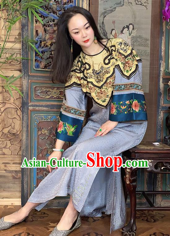 China National Cheongsam Costume Hand Embroidered Grey Silk Qipao Dress China National Cheongsam Costume Hand Embroidered Grey Silk Qipao Dress