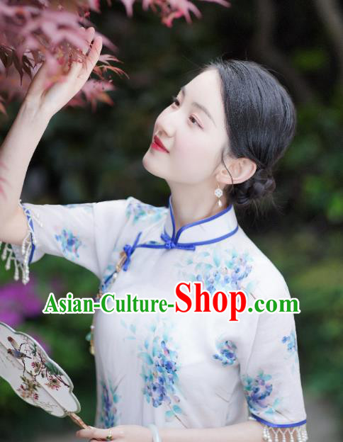 China Classical Cheongsam Clothing Traditional Printing White Qipao Dress for Rich Lady China Classical Cheongsam Clothing Traditional Printing White Qipao Dress for Rich Lady