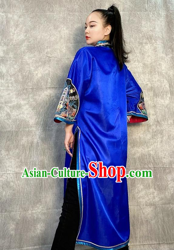Chinese Tang Suit Overcoat Embroidered Royalblue Silk Dust Coat Traditional National Costume Chinese Tang Suit Overcoat Embroidered Royalblue Silk Dust Coat Traditional National Costume