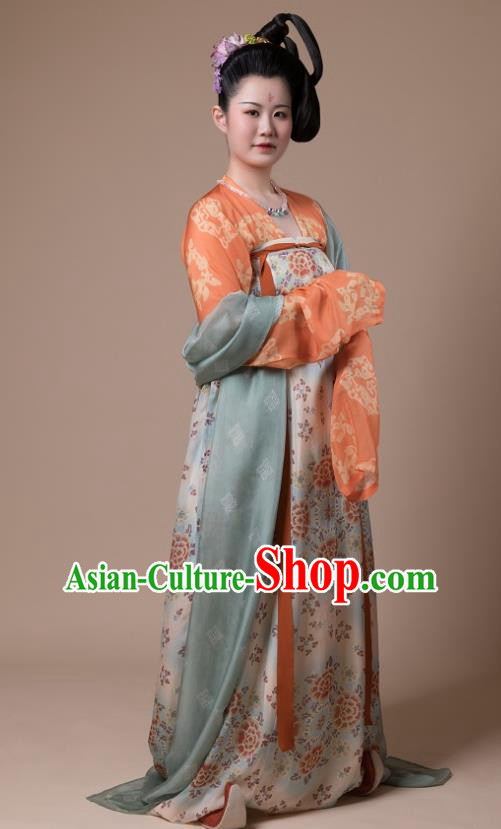 China Ancient Court Woman Hanfu Garment Traditional Tang Dynasty Royal Countess Historical Costumes China Ancient Court Woman Hanfu Garment Traditional Tang Dynasty Royal Countess Historical Costumes