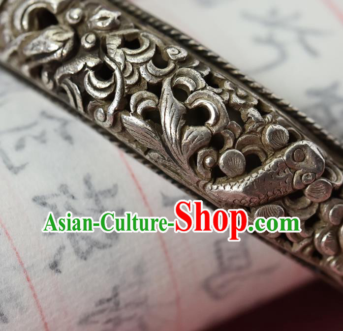 Chinese Traditional Wristlet Accessories National Silver Carving Bat Bracelet Chinese Traditional Wristlet Accessories National Silver Carving Bat Bracelet