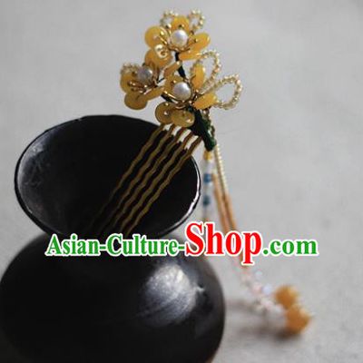 Chinese Ancient Court Lady Pearls Hairpin Traditional Ming Dynasty Yellow Plum Blossom Hair Comb