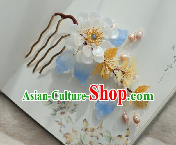 Chinese Handmade Classical White Flower Hair Comb Ancient Ming Dynasty Princess Shell Pearls Hairpin Chinese Handmade Classical White Flower Hair Comb Ancient Ming Dynasty Princess Shell Pearls Hairpin