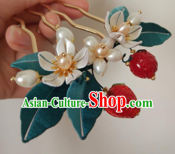 Chinese Traditional Pearls Hairpin Ming Dynasty Hair Accessories Ancient Princess Strawberry Hair Comb Chinese Traditional Pearls Hairpin Ming Dynasty Hair Accessories Ancient Princess Strawberry Hair Comb