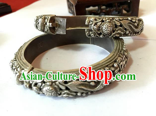 Handmade China Ethnic Silver Carving Dragon Bangle National Bracelet Accessories Handmade China Ethnic Silver Carving Dragon Bangle National Bracelet Accessories