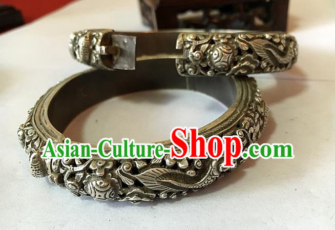 Handmade China Ethnic Silver Carving Dragon Bangle National Bracelet Accessories Handmade China Ethnic Silver Carving Dragon Bangle National Bracelet Accessories
