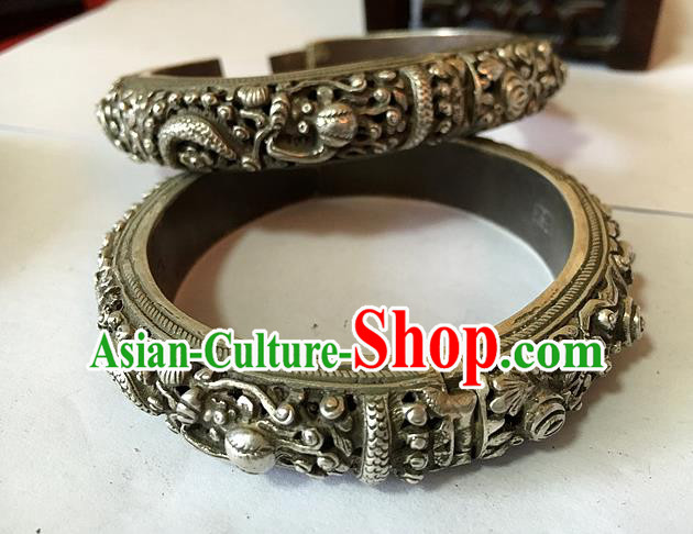 Handmade China Ethnic Silver Carving Dragon Bangle National Bracelet Accessories Handmade China Ethnic Silver Carving Dragon Bangle National Bracelet Accessories