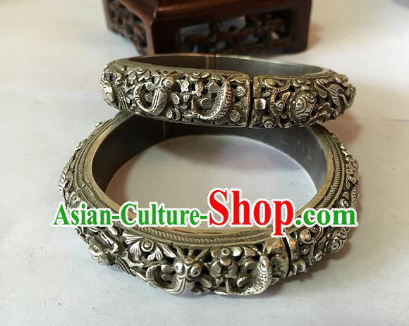 Handmade China Ethnic Silver Carving Dragon Bangle National Bracelet Accessories Handmade China Ethnic Silver Carving Dragon Bangle National Bracelet Accessories
