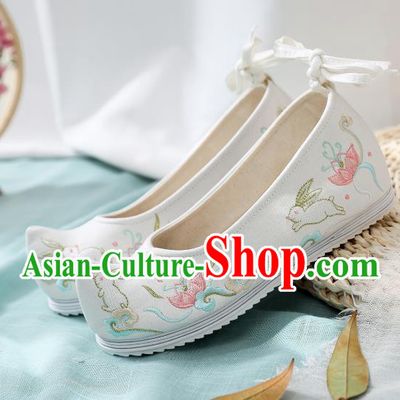 China National Embroidered Rabbit Shoes Traditional Ming Dynasty Hanfu Shoes Handmade Princess White Cloth Shoes