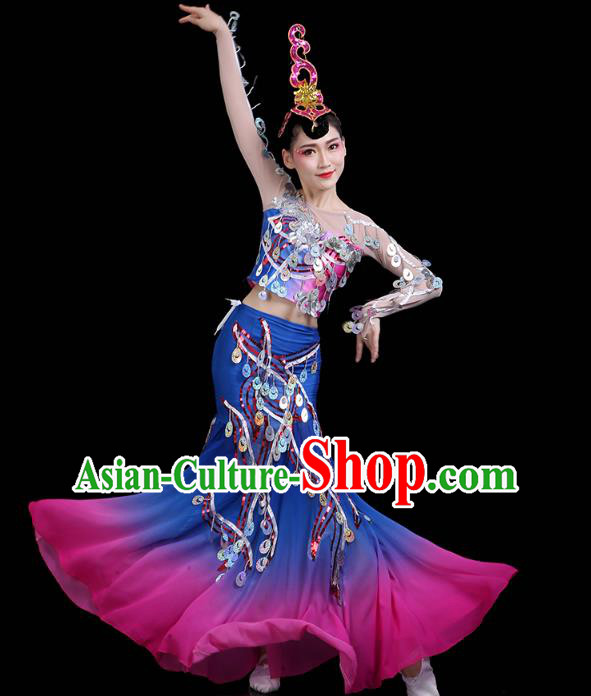 Chinese Yunnan Ethnic Peacock Dance Sequins Dress Traditional Dai Nationality Performance Costume Chinese Yunnan Ethnic Peacock Dance Sequins Dress Traditional Dai Nationality Performance Costume