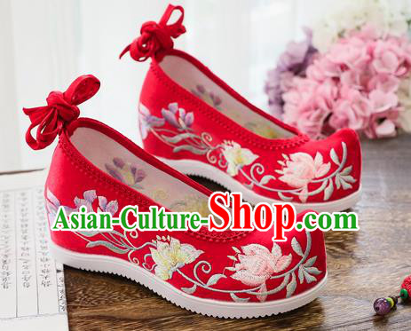 China National Woman Cloth Shoes Traditional Embroidered Red Wedges Shoes China National Woman Cloth Shoes Traditional Embroidered Red Wedges Shoes