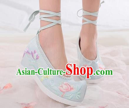 China National Woman Light Blue Cloth Shoes Traditional Embroidered Wedges Shoes Handmade Shoes China National Woman Light Blue Cloth Shoes Traditional Embroidered Wedges Shoes Handmade Shoes