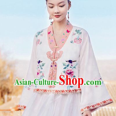 China Traditional Embroidered White Blouse National Tang Suit Upper Outer Garment Clothing