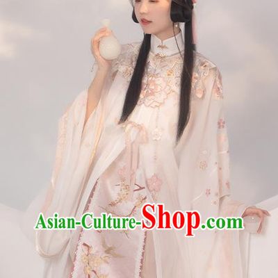 China Ancient Princess Embroidered Hanfu Dress Traditional Ming Dynasty Historical Costumes for Nobility Lady