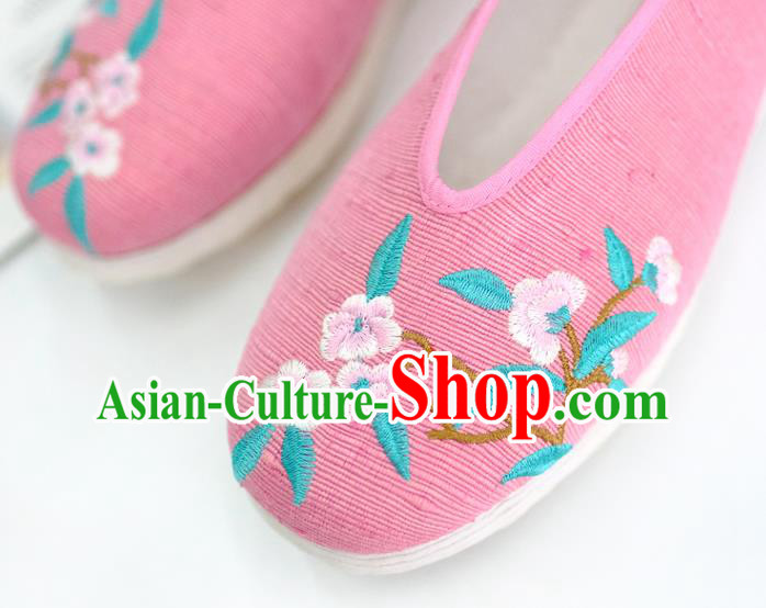China Handmade National Shoes Embroidered Plum Pink Cloth Shoes Traditional Folk Dance Shoes China Handmade National Shoes Embroidered Plum Pink Cloth Shoes Traditional Folk Dance Shoes