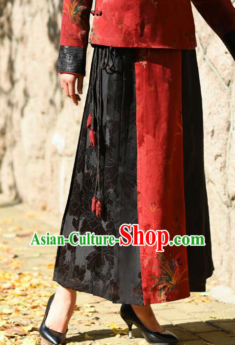 China National Red Gambiered Guangdong Gauze Skirt Traditional Woman Costume China National Red Gambiered Guangdong Gauze Skirt Traditional Woman Costume