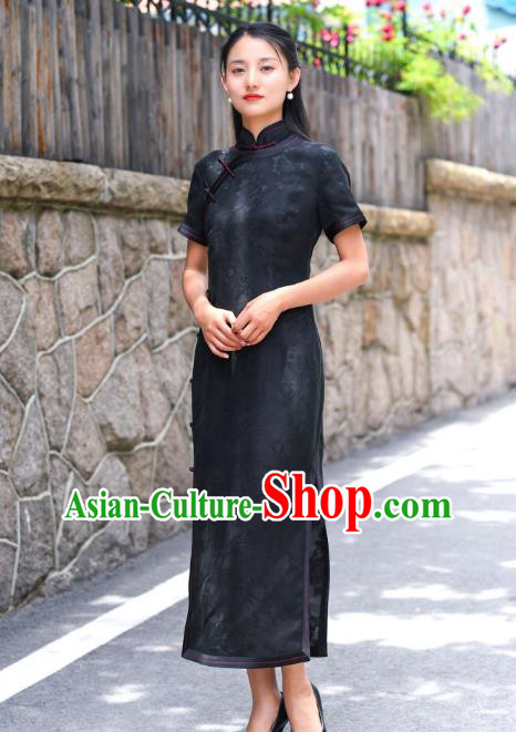 Chinese Traditional Qipao Dress Costume National Young Lady Black Silk Cheongsam Chinese Traditional Qipao Dress Costume National Young Lady Black Silk Cheongsam