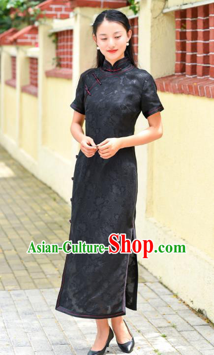 Chinese Traditional Qipao Dress Costume National Young Lady Black Silk Cheongsam Chinese Traditional Qipao Dress Costume National Young Lady Black Silk Cheongsam