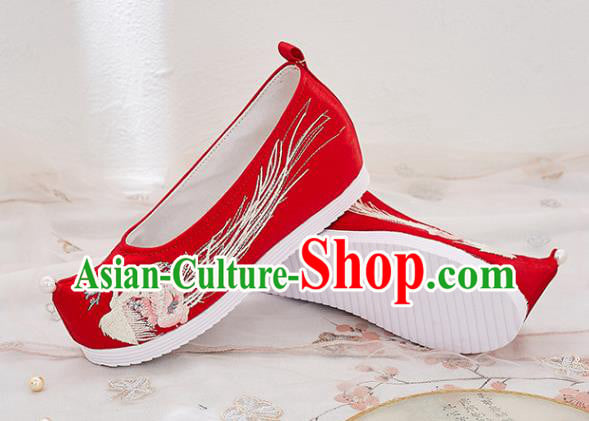 China National Embroidered Phoenix Shoes Traditional Red Cloth Shoes Handmade Ancient Princess Shoes China National Embroidered Phoenix Shoes Traditional Red Cloth Shoes Handmade Ancient Princess Shoes