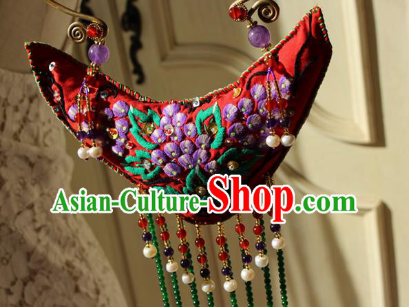 China Handmade Embroidered Red Sachet Necklet Accessories Traditional Cheongsam Tassel Brass Necklace China Handmade Embroidered Red Sachet Necklet Accessories Traditional Cheongsam Tassel Brass Necklace