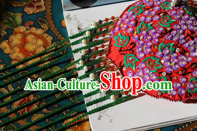 China Handmade Brass Necklet Accessories Traditional Cheongsam Embroidered Red Sachet Tassel Necklace China Handmade Brass Necklet Accessories Traditional Cheongsam Embroidered Red Sachet Tassel Necklace