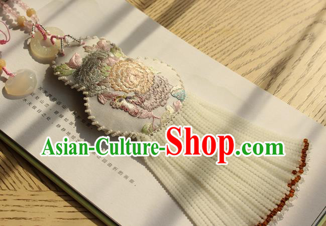 China Traditional Cheongsam Necklace Accessories Handmade Double Side Embroidered Gourd Tassel Necklet China Traditional Cheongsam Necklace Accessories Handmade Double Side Embroidered Gourd Tassel Necklet