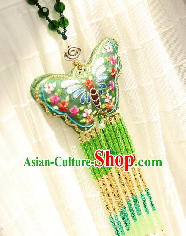 China Handmade Tassel Necklet Traditional Cheongsam Embroidered Green Butterfly Necklace Accessories China Handmade Tassel Necklet Traditional Cheongsam Embroidered Green Butterfly Necklace Accessories