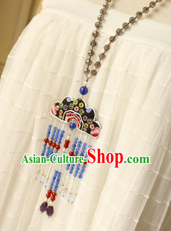 China Handmade Embroidered Necklet Traditional Cheongsam Blue Beads Tassel Necklace Accessories China Handmade Embroidered Necklet Traditional Cheongsam Blue Beads Tassel Necklace Accessories