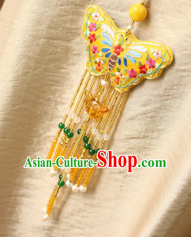 China Handmade Embroidered Yellow Butterfly Sachet Necklet Accessories Traditional Cheongsam Beads Tassel Necklace China Handmade Embroidered Yellow Butterfly Sachet Necklet Accessories Traditional Cheongsam Beads Tassel Necklace