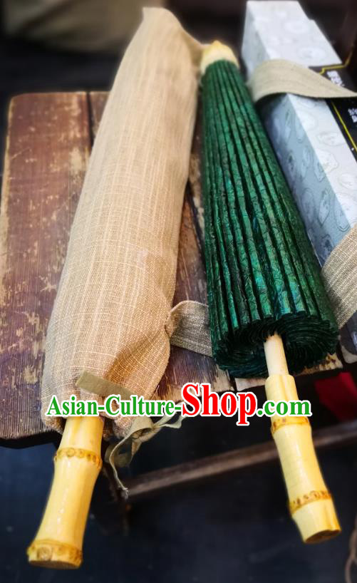 China Traditional Hanfu Deep Green Oilpaper Umbrella Hand Umbrella Classical Dance Oil Paper Umbrella China Traditional Hanfu Deep Green Oilpaper Umbrella Hand Umbrella Classical Dance Oil Paper Umbrella