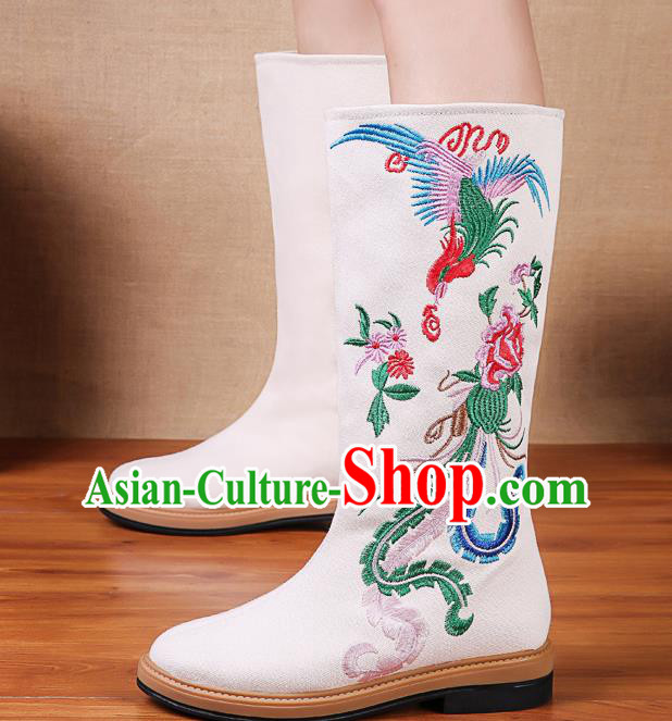 China Traditional Embroidered Phoenix Peony Shoes National Winter White Cloth Boots China Traditional Embroidered Phoenix Peony Shoes National Winter White Cloth Boots