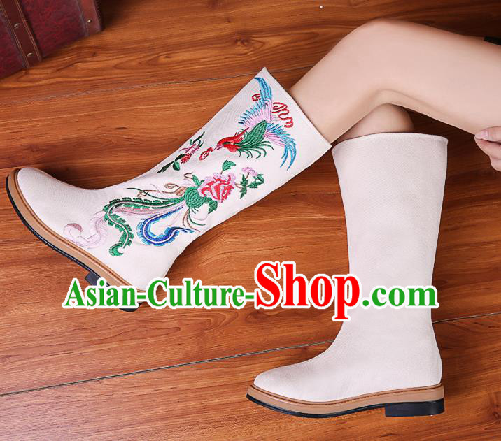 China Traditional Embroidered Phoenix Peony Shoes National Winter White Cloth Boots China Traditional Embroidered Phoenix Peony Shoes National Winter White Cloth Boots