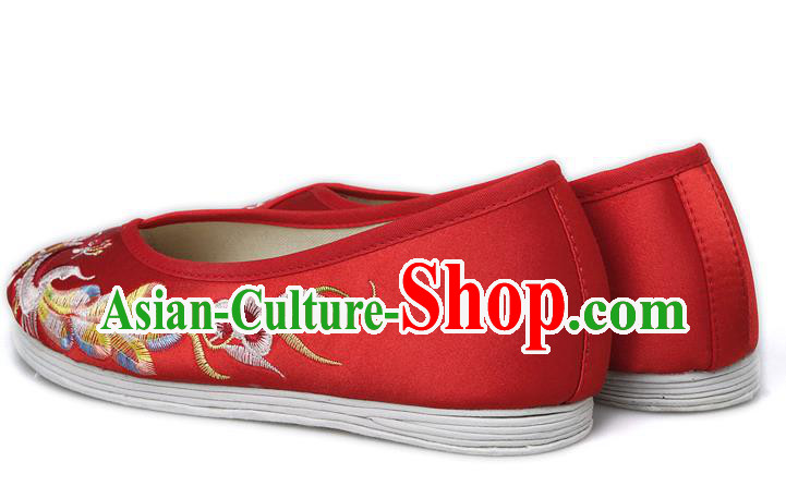 China Traditional Embroidered Phoenix Red Shoes National Wedding Bride Boots China Traditional Embroidered Phoenix Red Shoes National Wedding Bride Boots
