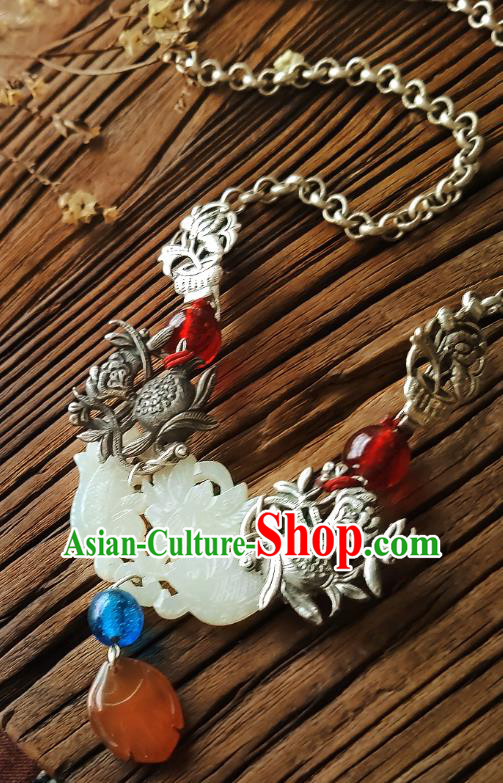 Chinese National Jade Necklace Pendant Miao Ethnic Silver Necklet Accessories Chinese National Jade Necklace Pendant Miao Ethnic Silver Necklet Accessories