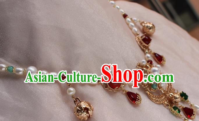 China Ancient Palace Lady Pearls Hair Jewelry Traditional Tang Dynasty Princess Agate Eyebrows Pendant China Ancient Palace Lady Pearls Hair Jewelry Traditional Tang Dynasty Princess Agate Eyebrows Pendant
