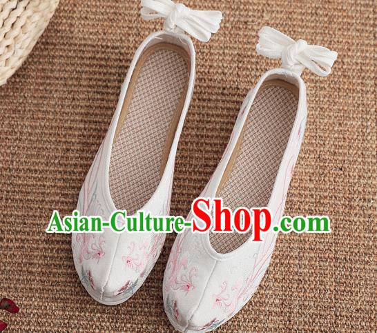 China Handmade White Bow Shoes Traditional Hanfu Shoes Embroidered Phoenix Shoes China Handmade White Bow Shoes Traditional Hanfu Shoes Embroidered Phoenix Shoes