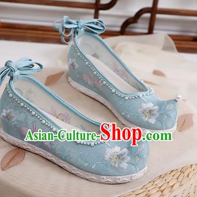China Traditional Hanfu Shoes Ancient Ming Dynasty Princess Shoes Blue Embroidered Shoes